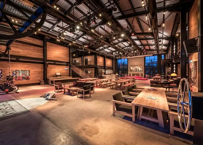 酒店 Warehouse By The (adults Only)