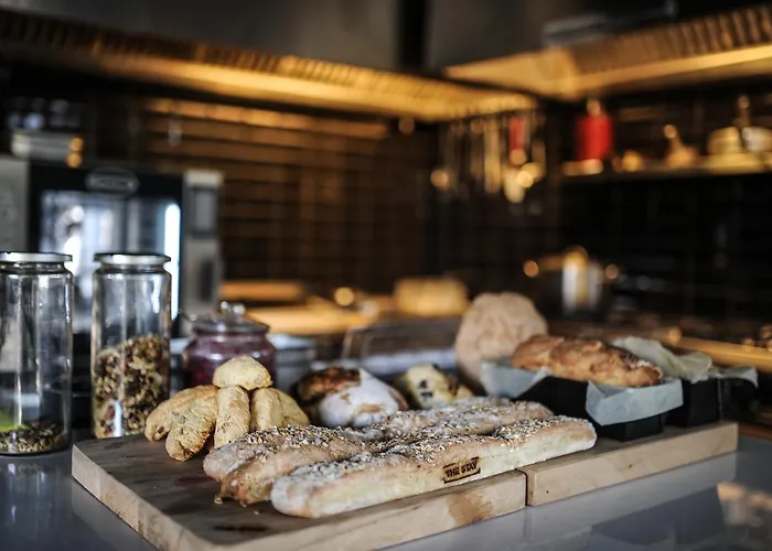 Warehouse By The (adults Only) 2*